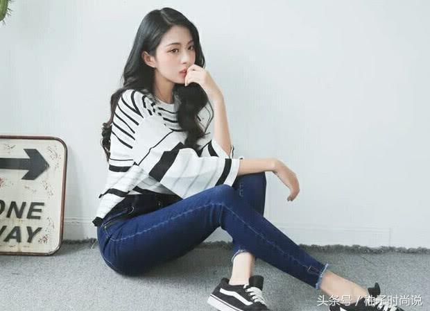 2018秋季流行这几款牛仔裤,紧致又好看,筷子腿太惊艳