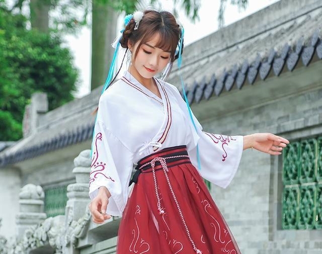 日本女人爱来中国旅游,表面是在旅游,其实为了带走“两样东西”