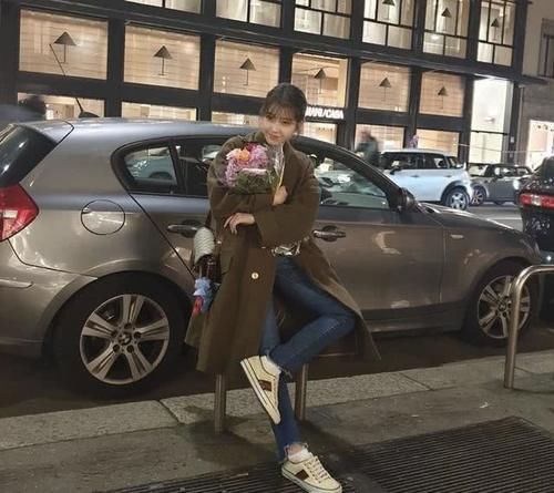  『气质』春天如何穿出元气？碎花依旧经典时髦，穿出春天最美气质