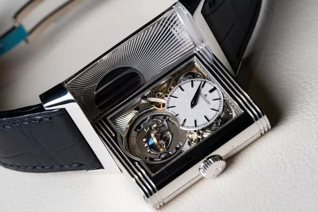 不懂Reverso翻转系列，还好意思带积家?