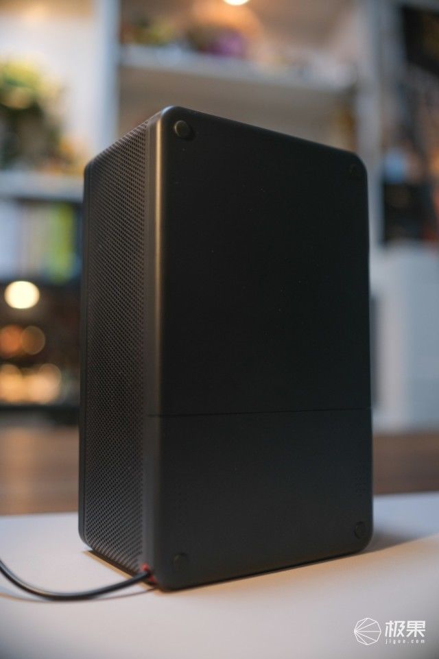 puppy cube触控投影与小木匠碰撞出的智能家居