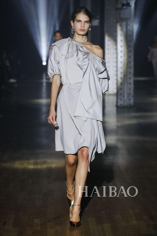 成熟优雅Mix少女甜蜜感!Adeam 2019春夏女装秀，海报网带你亲临20