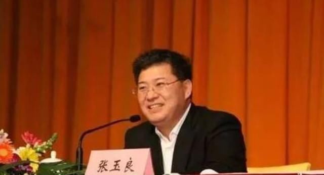  #绿地京华置业#曝海尔诉请查封房产巨头绿地旗下公司财产 潘伟如何交代？