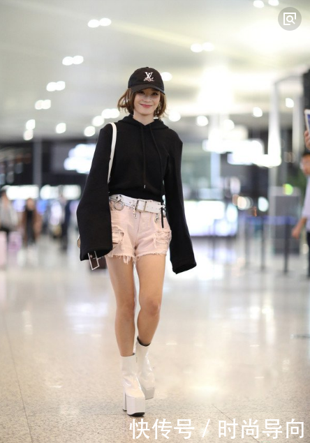 杨颖的恨天高,范冰冰的驴蹄鞋,赵丽颖的松糕鞋,都败给了这双鞋