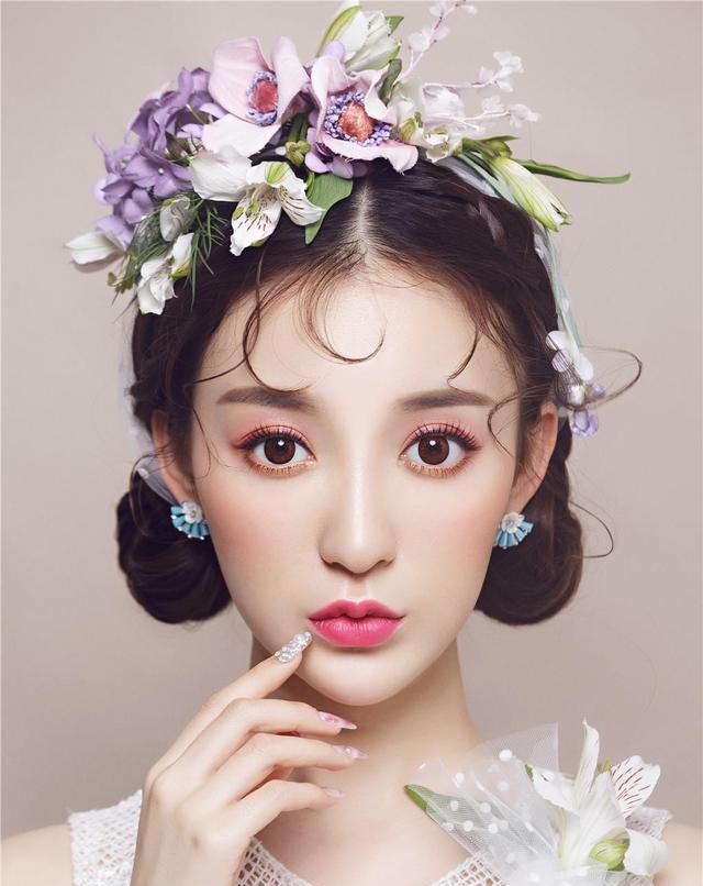  「好看」小姐姐教大家盘发教程,方便快捷还好看