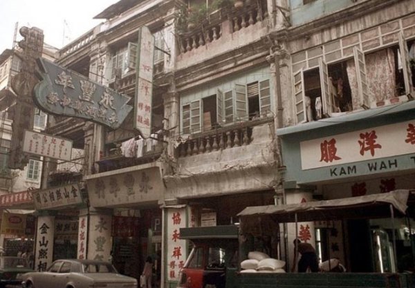  #镜头#老照片：镜头下40年前的“不夜城”香港