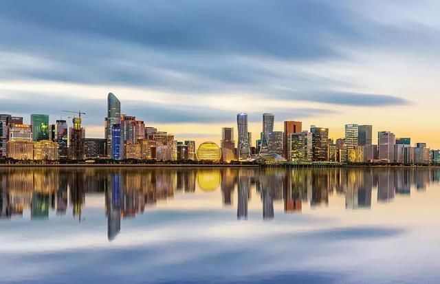 人口正式破1000万，说好的逃离杭州呢？