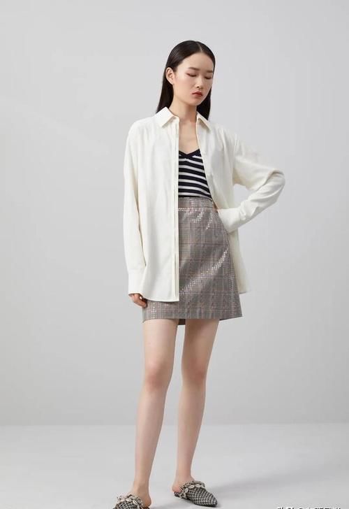  [着装]一条完美裤装或半裙，提升着装质感同时，还能给上衣带来一次新生