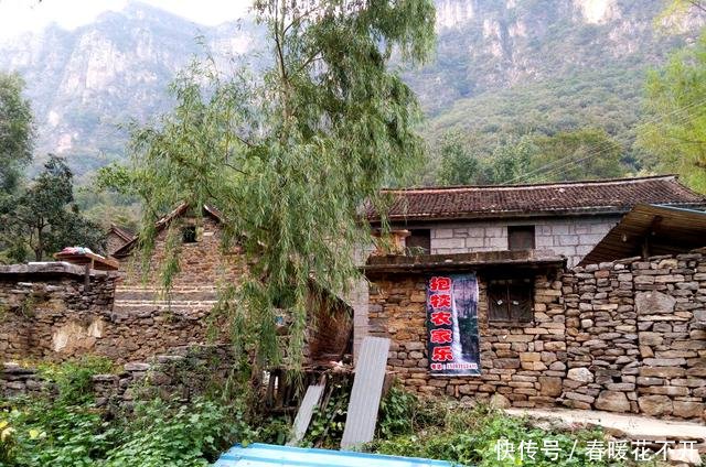 国内最神秘的村庄,全村人出村全靠攀岩,“与世隔绝”的村庄