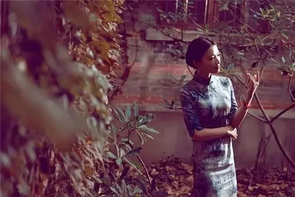 青花旗袍，极致的中国诱惑