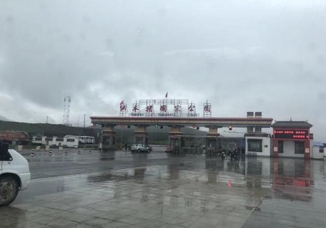 四个花季少女，自驾牧马人远赴西藏，只为那一场圆梦之旅!