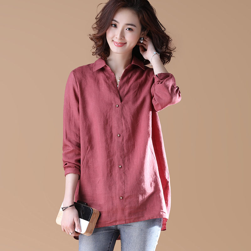 膝盖怕凉的女人，阴雨天少穿连衣裙!试试这种棉麻装，好穿还洋气