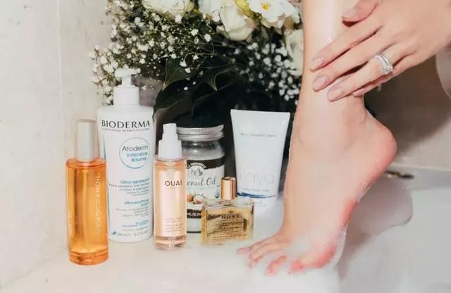 精致女孩丨胸部和私处也要好好护理!