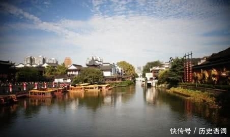 国内改名最多的城市，改名26次记不住，如今名字跟北京一样霸气