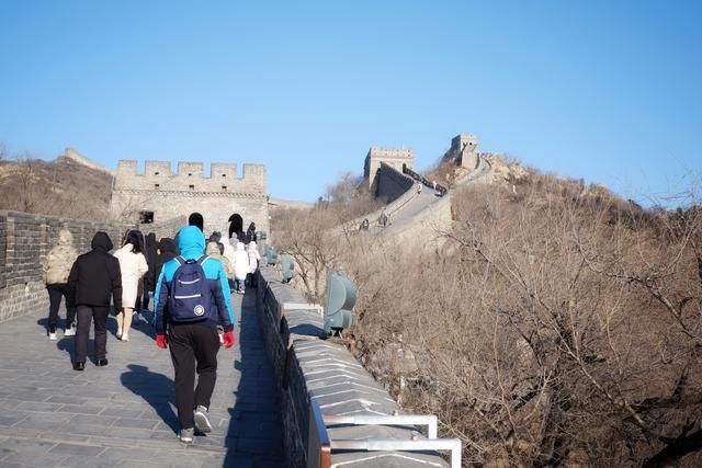 原来花7块钱就可以游览长城，看绝美花海，不要再多花冤枉钱了!