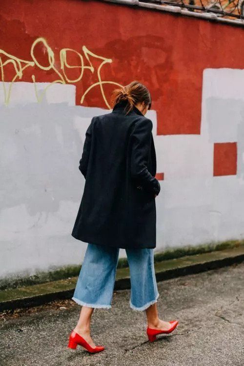 没什么造型是一条牛仔裤hold不住的