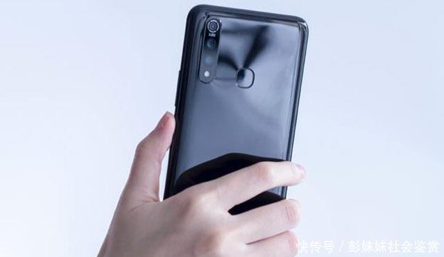 vivo Z5x真机上手,真实感受说说优缺点!