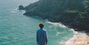 对方不回复你的消息，却去发了一条朋友圈3位女生终于道出了真相