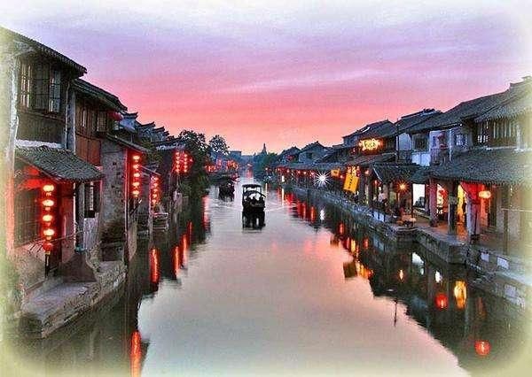 中国必去的九大漂亮小镇，我只去过那个最美的地方，你去过几个？