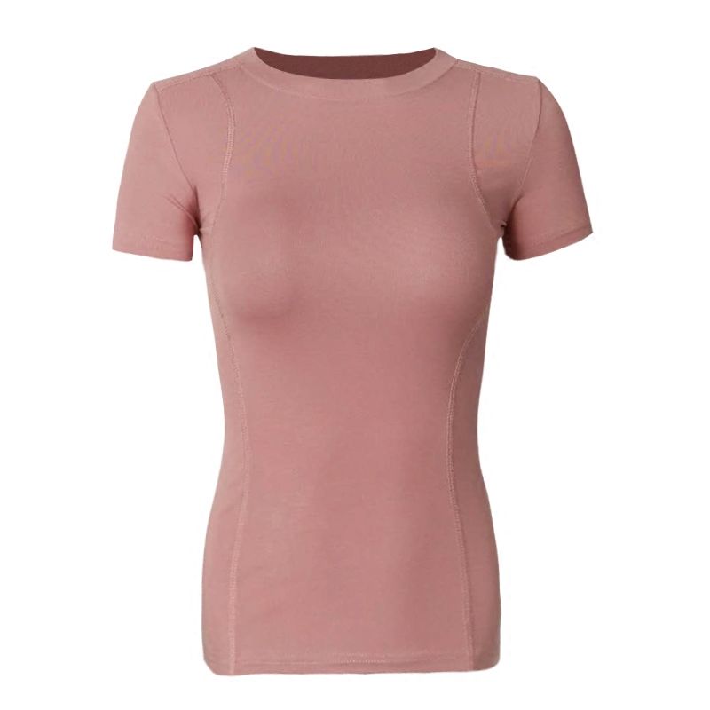 闷热的瑜伽服已过时，今秋最受欢迎的是这几款吸汗瑜伽服