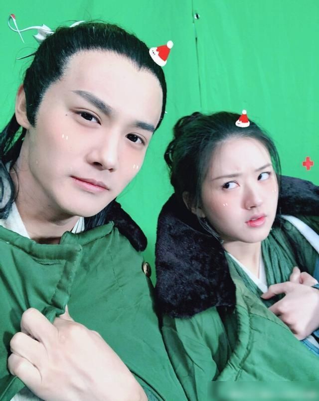 郑业成@三千鸦杀花絮:赵露思体重见涨开玩笑,郑业成横抱不成,反被恐吓