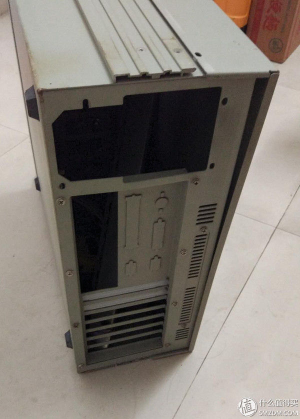还在找合适的NAS机箱吗?-强力推荐的NAS机箱改造