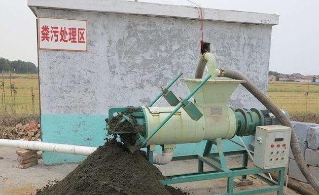  [设备]农村养猪几百头，粪便不会处理惹人愁，这种设备处理或可