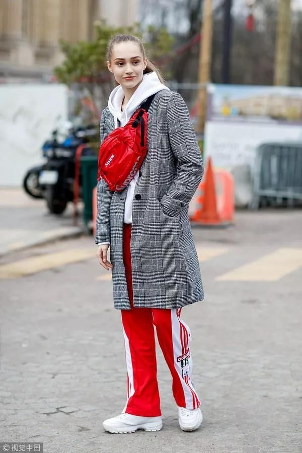 好看的大衣那么多 能时髦几十年的却只有它