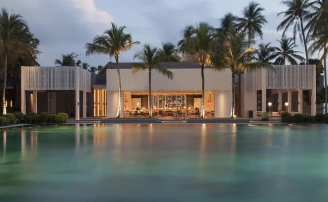 全球38家顶级奢华品牌酒店,你睡过几个?