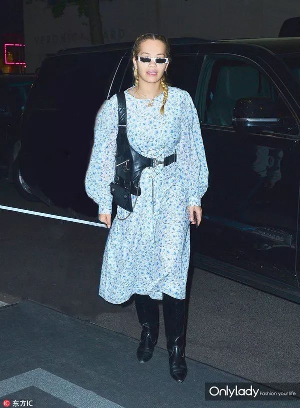 你距离时髦精可能就差一副超窄墨镜了