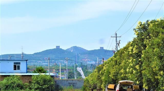 距西安75公里，武则天乾陵脚下，新建的大唐小镇，一年多就没人了