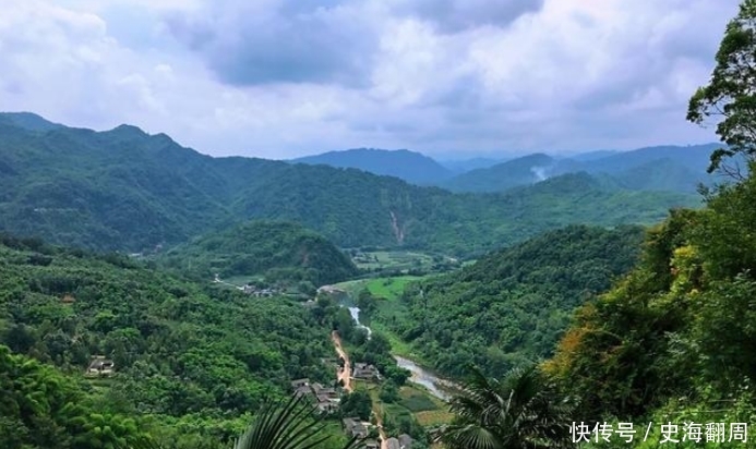还在宽窄巷子挤来挤去？这里不要门票景美人少，就在成都附近！