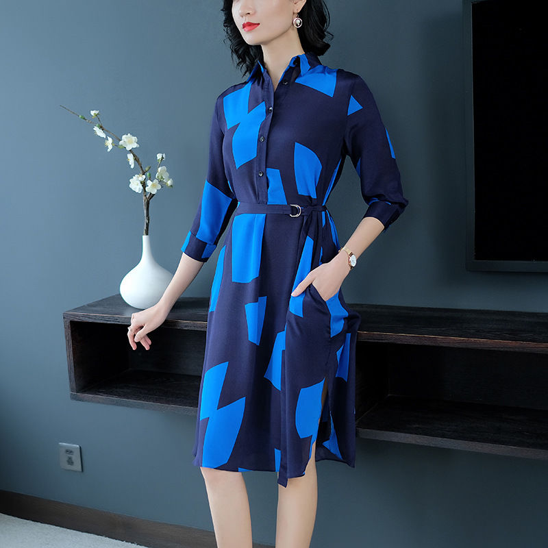 偷偷告诉你!凌晨刚上秋裙，比套装洋气，比旗袍显瘦，关键还不贵