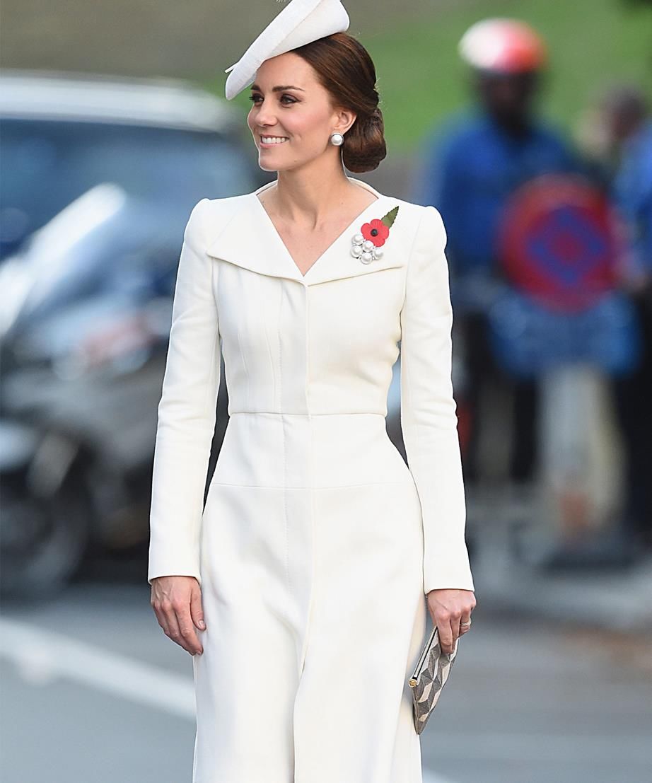 梅根的发型有点乱!网友:学学凯特王妃，嫂子的发型很优雅