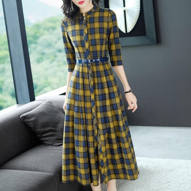 女人长得再漂亮，也别穿打底裤!瞧刚上新的“秋裙”，简直美翻天