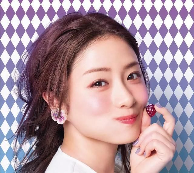 璎珞如懿带火的柳叶眉，到底适不适合你？