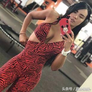 十位天使面孔魔鬼身材的健身网红