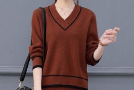 难怪连衣裙没人要穿了!八月杀出新款套装，上身时髦美到爆