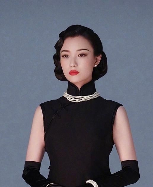 古代:古代旗袍, 是这个样子的