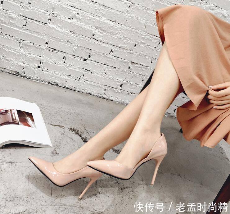迷人:简洁中带有时尚范,一双迷人的高跟鞋,释放女神魅力!