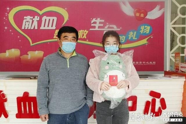  『泰安』泰安父女携手献血，父亲曾成功捐献造血干细胞救治他人