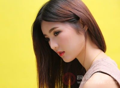  #解决#皮肤粗糙怎么办 经常去角质解决这个问题