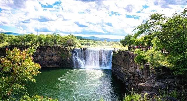 中国“最大”的湖泊，海拔高度为351米，还是5A级景区！