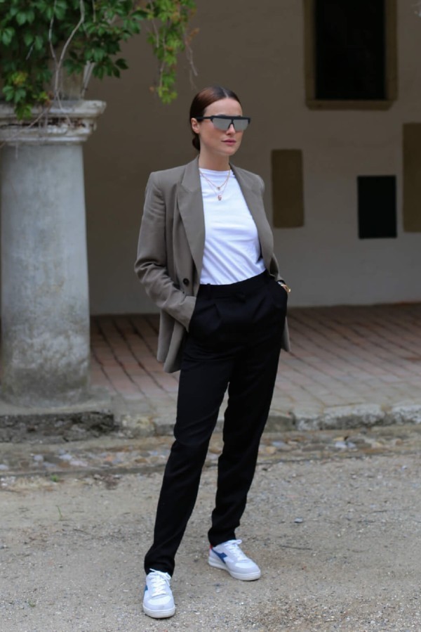 夏天就该穿白色 看着就清凉