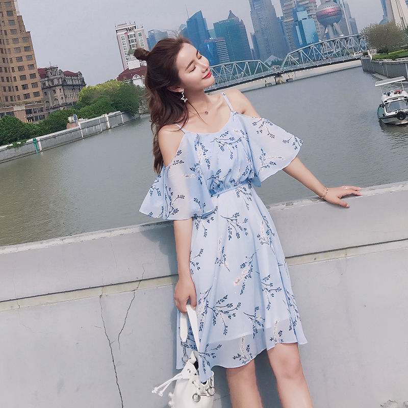 终于找到了，比旗袍还高雅，比短袖还时尚的连衣裙，美的让人嫉妒