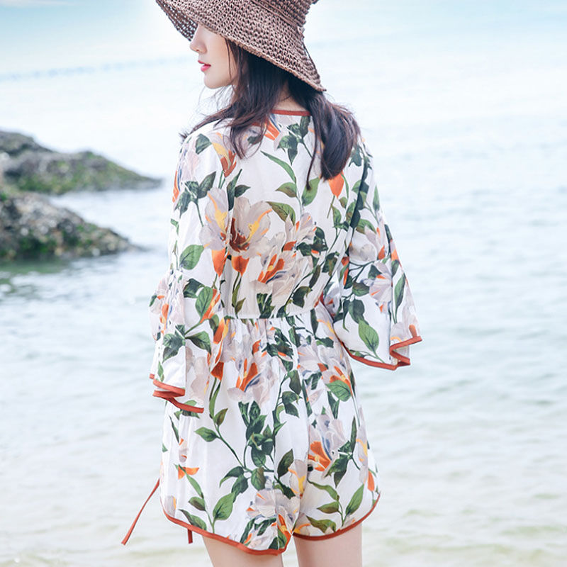 确实美!这样高贵迷人的连体裤来一打,穿着性感又洋气,女人味足