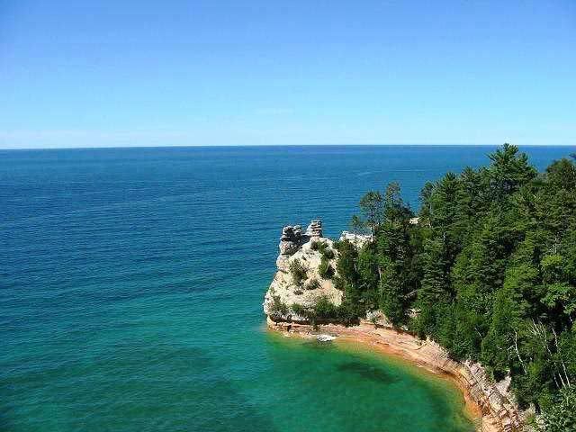 全球最“潮湿”的地方，每年335天在下雨，被称为“世界湿级”！