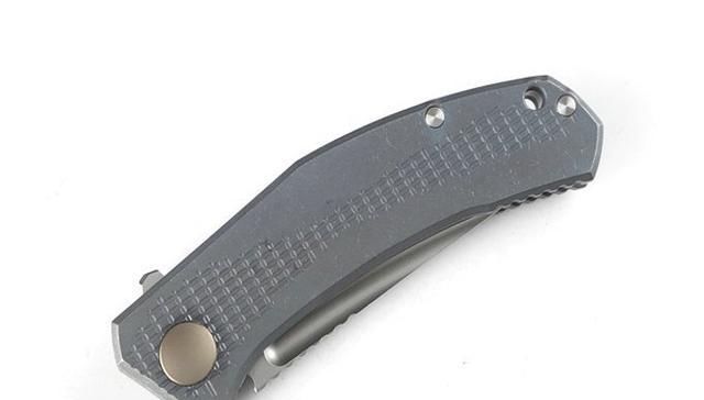 『鉴赏』「鉴赏」绿刺熊牛仔裤轴承折叠刀