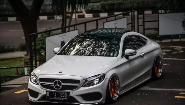  「AMG样式」优雅与运动兼具的车，是不是你的dream car？