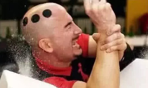  [中国]吉尼斯世界纪录:第3段被赵丽英，第4段被中国女子23秒打破！